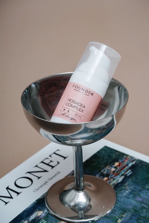 Rosacea Complex: Больше, чем просто сыворотка.